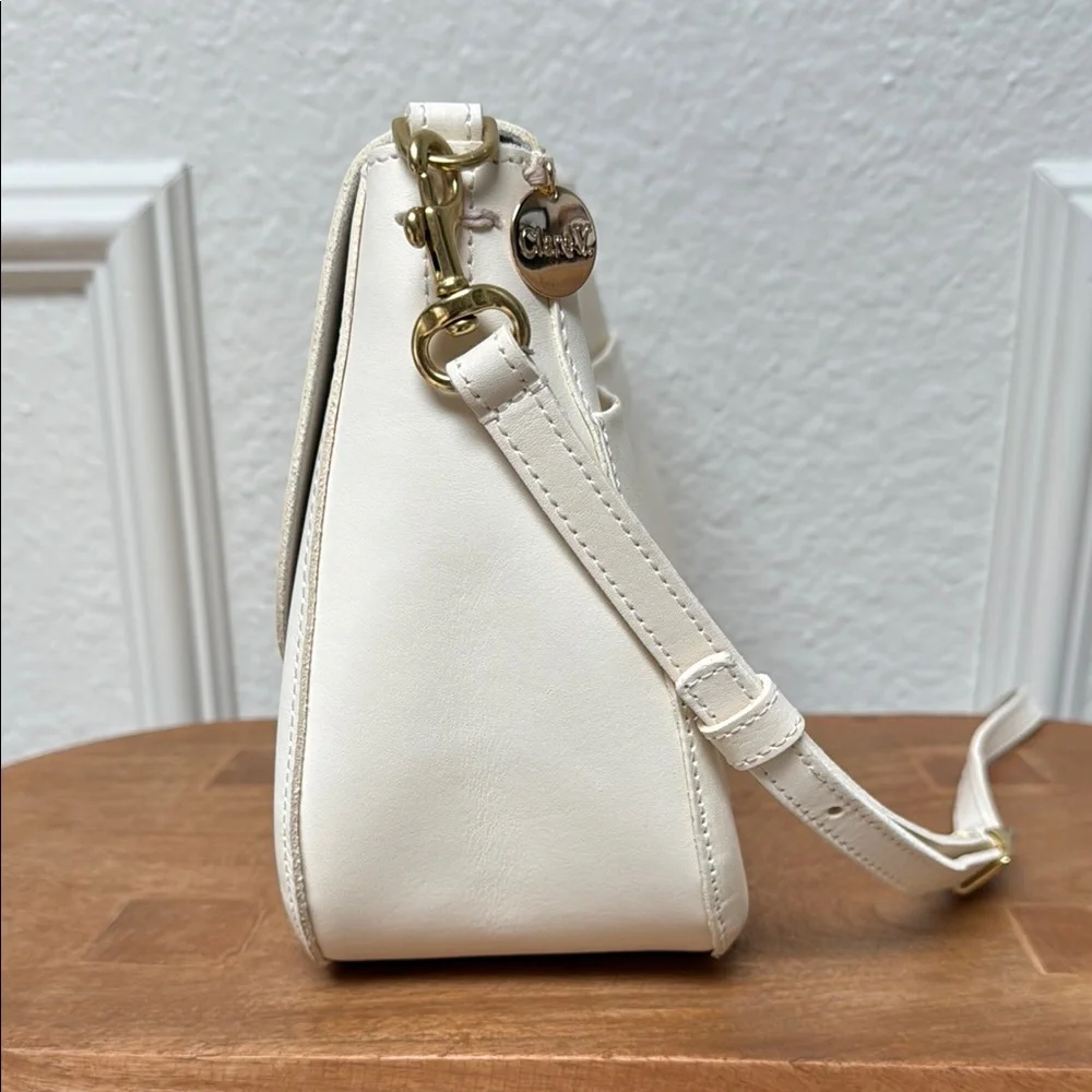 Clare V. Turnlock Louis - Picture 4 of 8